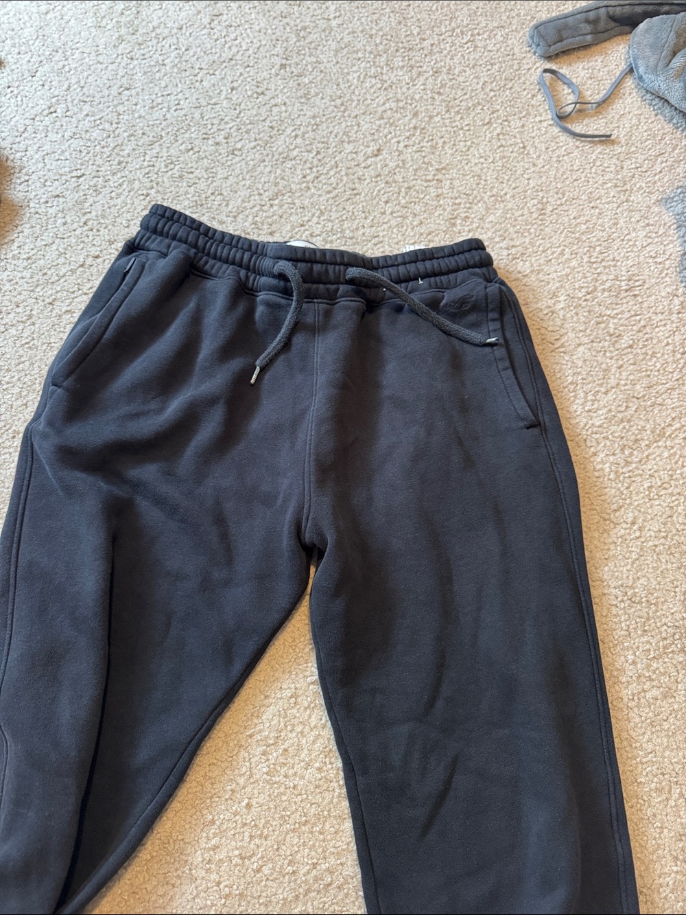 Hollister Men's Charcoal Black Jogger Sweatpants